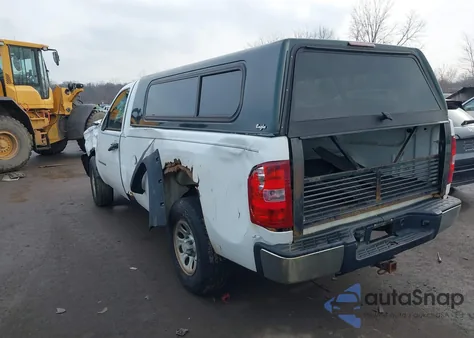 2007 Chevrolet Silverado 1500 Work Truck from USA, damaged, VIN 1GCEC14C97E517401